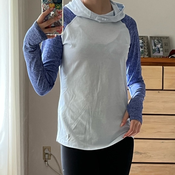 Under Armour hooded long sleeve: - Picture 2 of 5